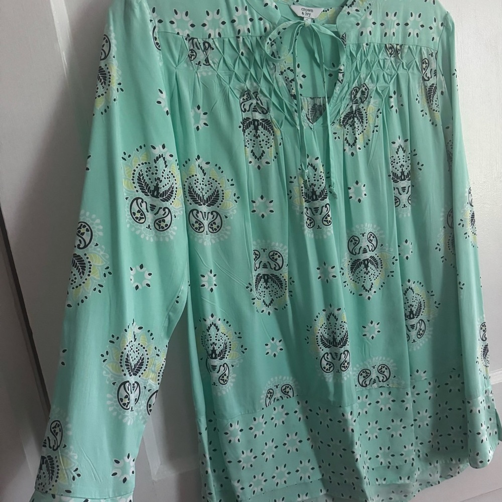 Crown & Ivy Teal Patterned Blouse